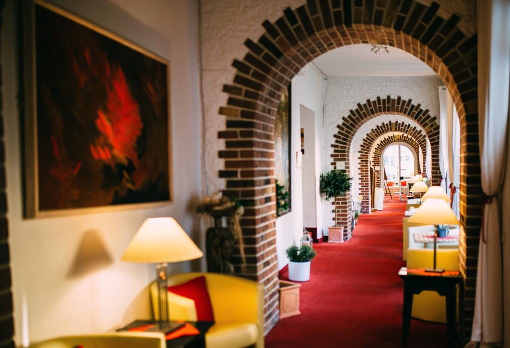 Schlosshotel Domaene Walberberg Bornheim  Exterior photo